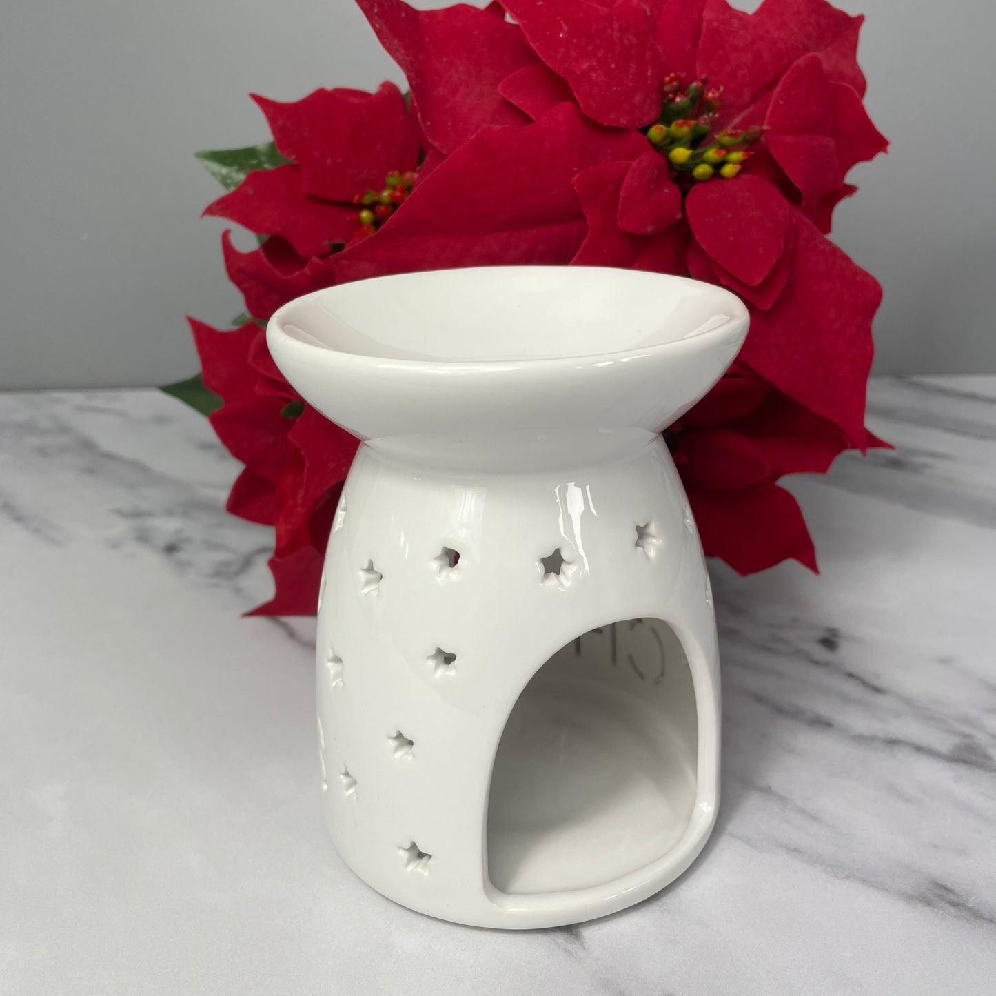 ‘Merry Christmas' Cut Out Wax/Oil Burner - White