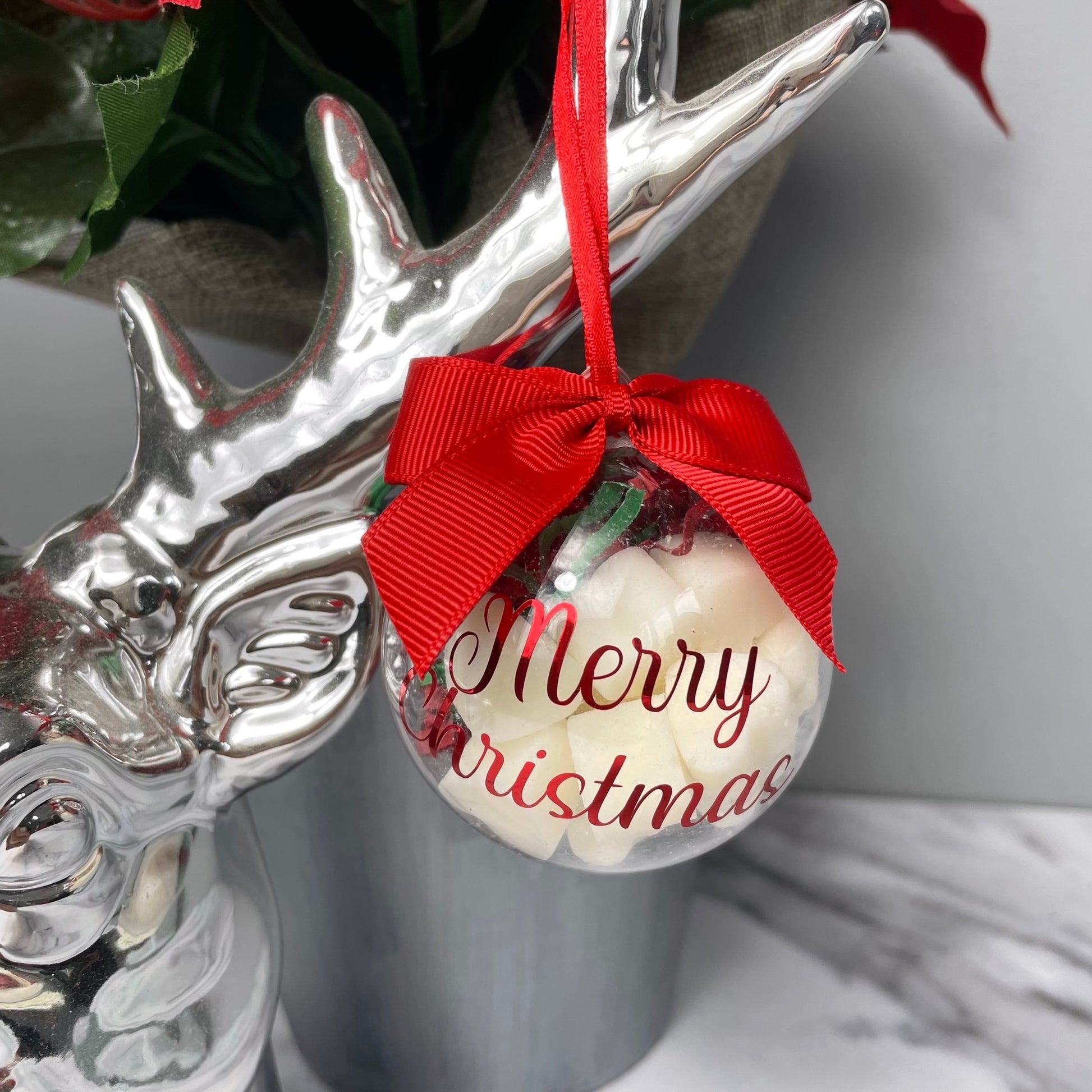 Wax Melt Filled Christmas Bauble 6cm - Snowberry & Mistletoe